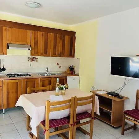 Apartments Marica Poreč Buitenkant foto